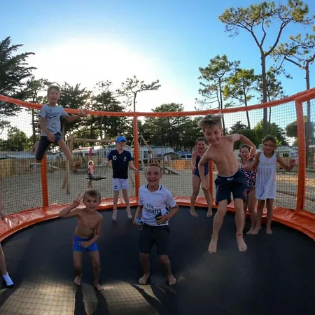 Campsite Mobil Clim - 3 Pers. - Api-1-52-2533 Saint-Jean-de-Monts